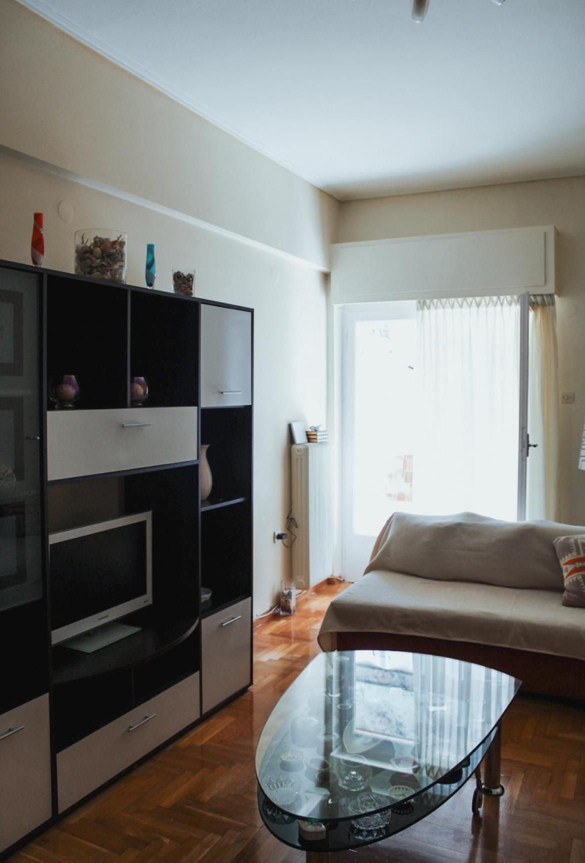 Bright And Spacious 2-bed With Balcony Athens
