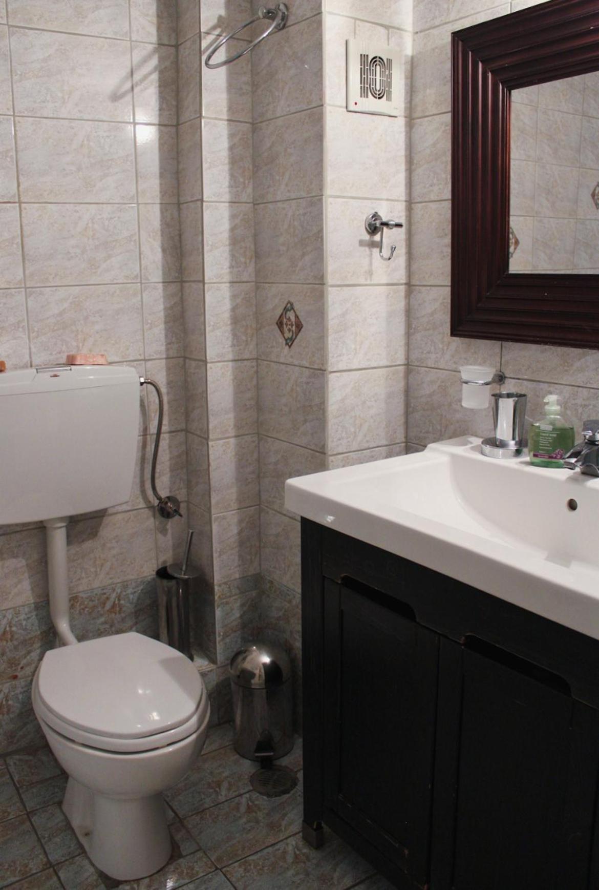 Bright And Spacious 2-bed With Balcony * Athens