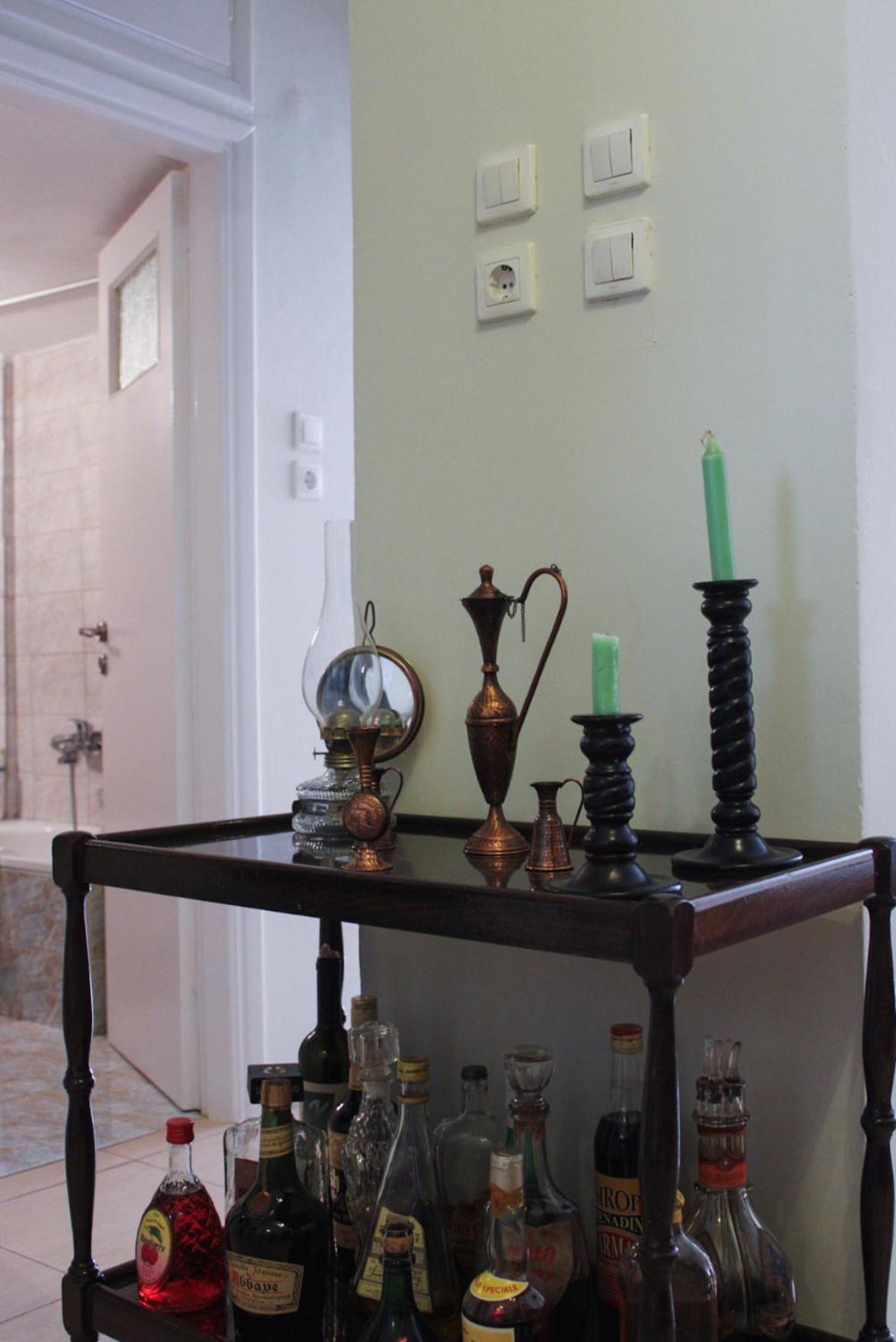 Bright And Spacious 2-bed With Balcony Apartment *